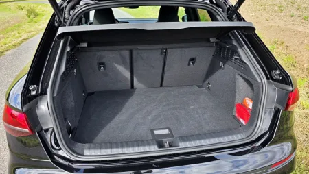 test-audi-a3-sportback-40-tfsi-e-plug-in-hybrid-2025-22