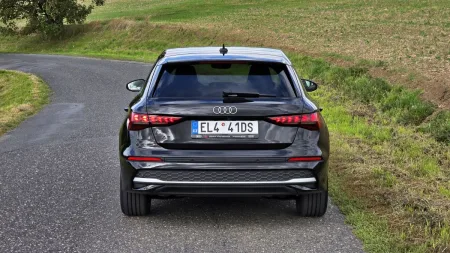 test-audi-a3-sportback-40-tfsi-e-plug-in-hybrid-2025-4