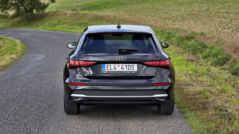 test-audi-a3-sportback-40-tfsi-e-plug-in-hybrid-2025-4