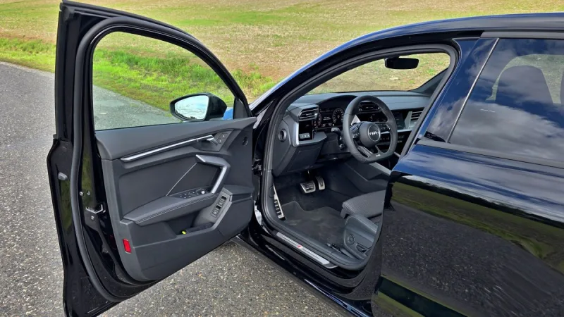 test-audi-a3-sportback-40-tfsi-e-plug-in-hybrid-2025-9