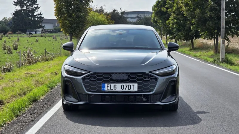 test-audi-a5-e-hybrid-plug-in-hybrid-2025-2