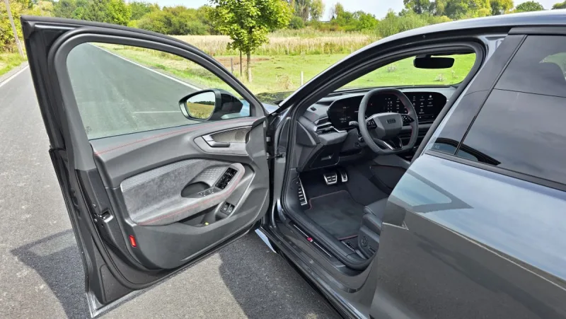 test-audi-a5-e-hybrid-plug-in-hybrid-2025-16