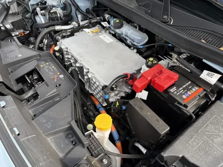 test-renault-4-e-tech-elektricky-2025-33