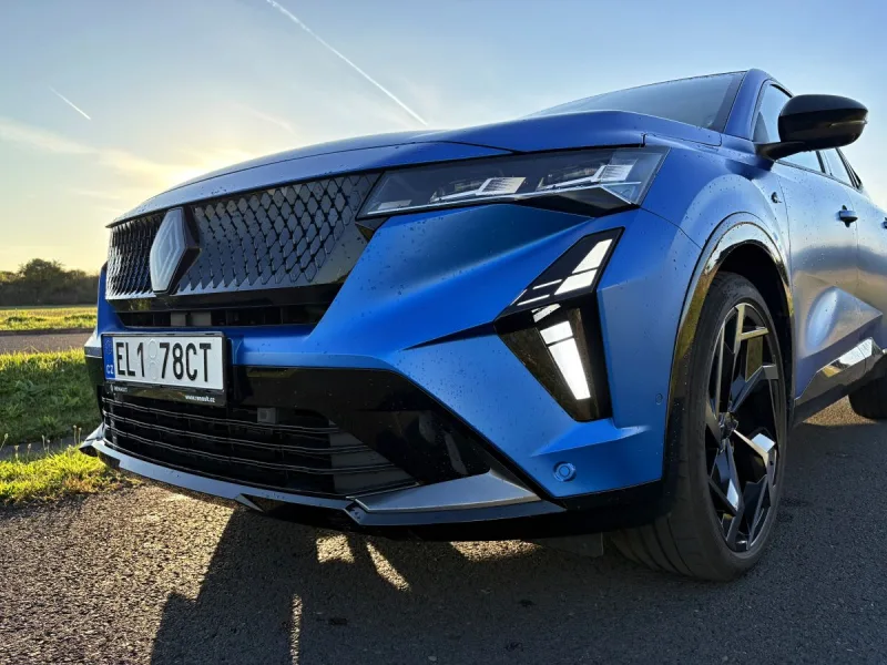 test-renault-rafale-hyper-hybrid-e-tech-4x4-300-2025-17