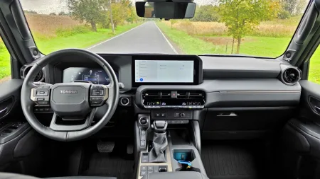 test-toyota-land-cruiser-2-8-d-4d-4x4-2025-18