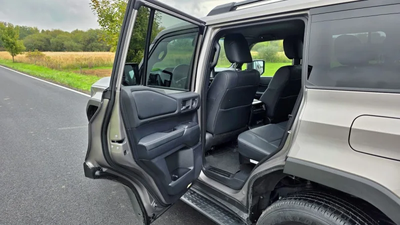 test-toyota-land-cruiser-2-8-d-4d-4x4-2025-23