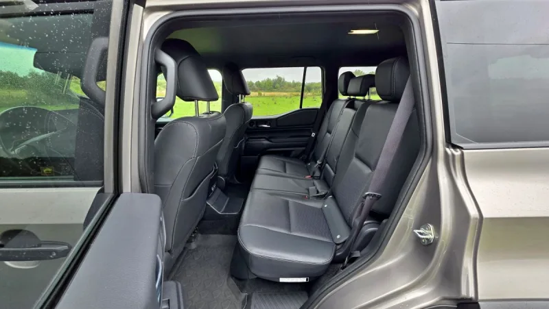 test-toyota-land-cruiser-2-8-d-4d-4x4-2025-25