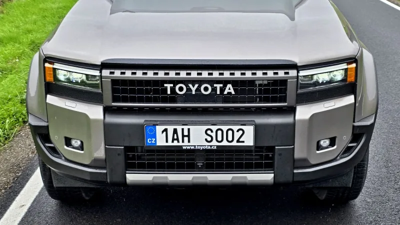 test-toyota-land-cruiser-2-8-d-4d-4x4-2025-9