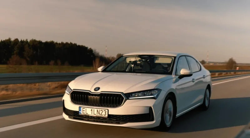 skoda_superb-20_tdi_dsg-rekordni_jizda_na_spotrebu