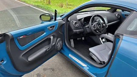 test-alpine-a110-gts-2025-16