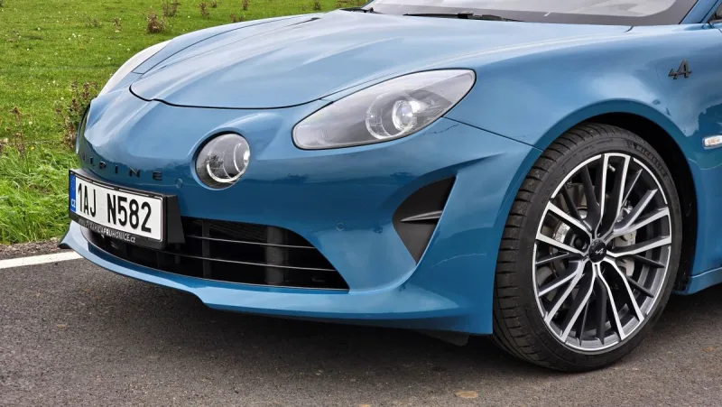 test-alpine-a110-gts-2025-9