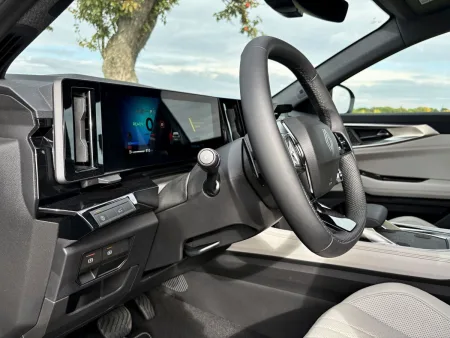 test-renault-espace-full-hybrid-e-tech-200-2025-13