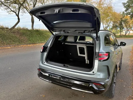 test-renault-espace-full-hybrid-e-tech-200-2025-26