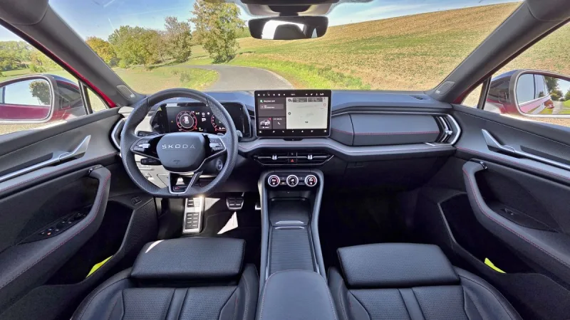 test-skoda-kodiaq-rs-2-0-tsi-4x4-dsg-2025-21