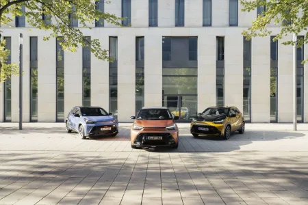 2025-toyota_aygo_x-hybrid