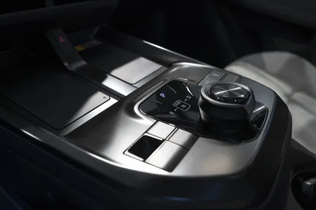 2026-toyota_c-hr_plus-6