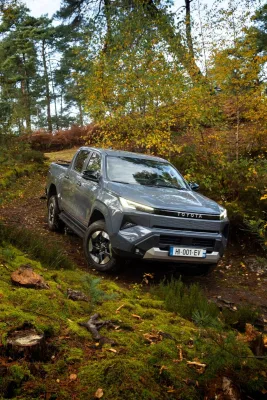 toyota-hilux-bev-2026-3