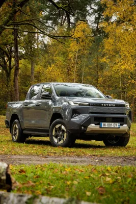 toyota-hilux-bev-2026-4