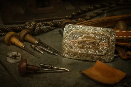 ford-pasek-tuckle-na_klic-1