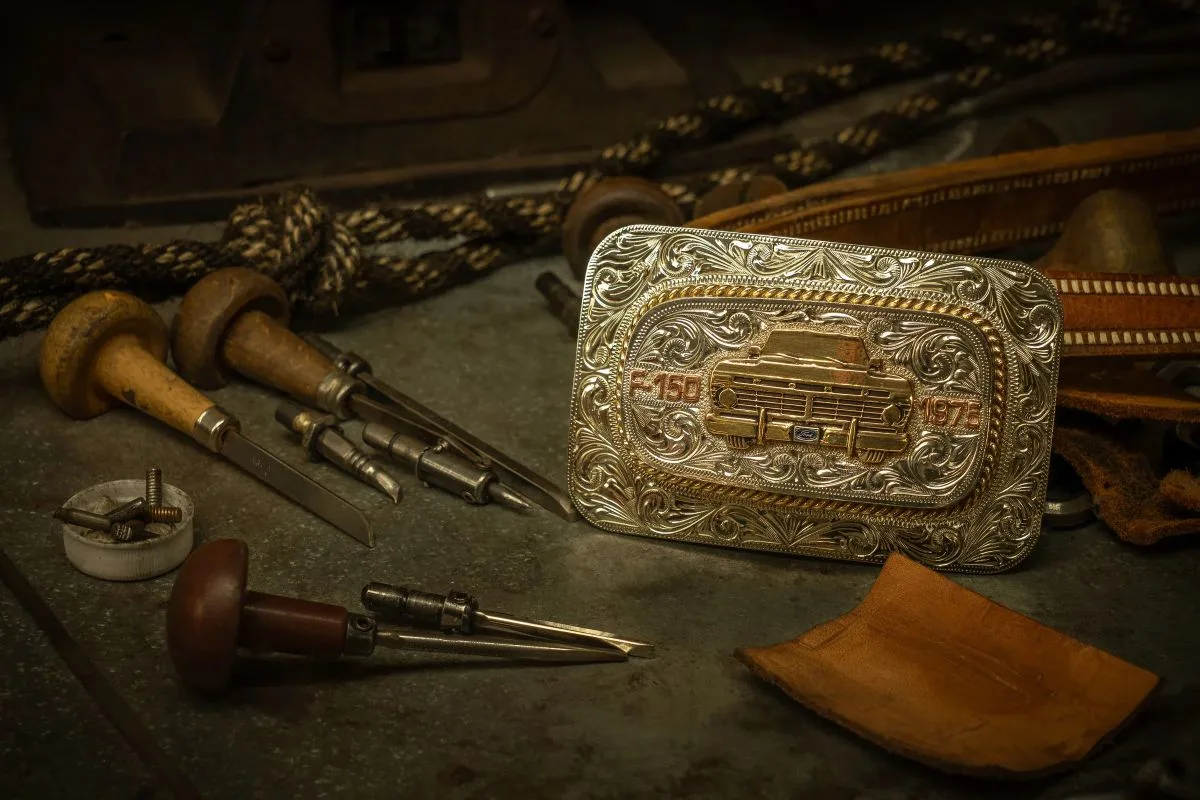 ford-pasek-tuckle-na_klic-1