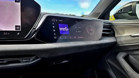 test-audi-a6-avant-30-tfsi-quattro-2025-12