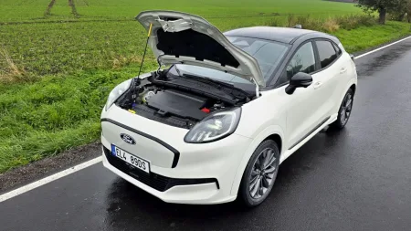 test-ford-puma-gen-e-elektromobil-2025-24