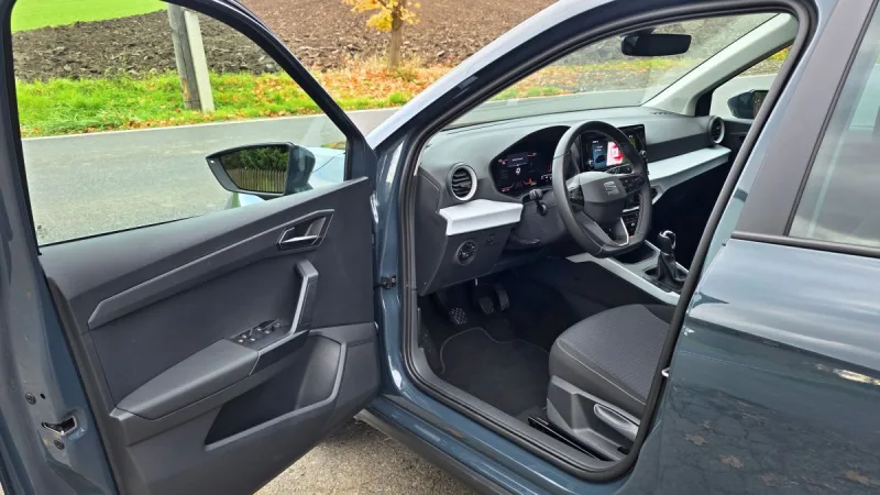 test-seat-arona-1-0-tsi-70-kw-2025-18