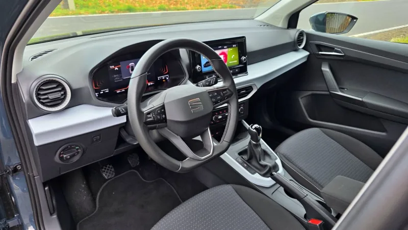 test-seat-arona-1-0-tsi-70-kw-2025-19