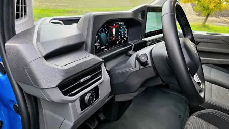 test-volkswagen-transporter-skrin-kr-2-0-tdi-110-kw-2025-15