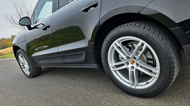 test-ojetiny-porsche-macan-s-2017-11