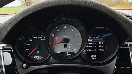 test-ojetiny-porsche-macan-s-2017-16