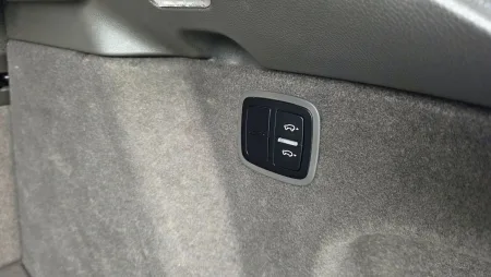 test-ojetiny-porsche-macan-s-2017-26