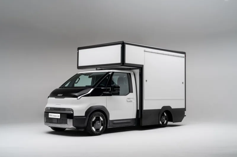 kia-pv5-chassis-cab-food-truck-print-3600x2400-003