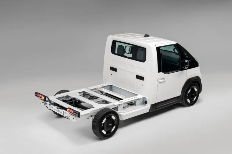 kia-pv5-chassis-cab-print-3600x2400-005