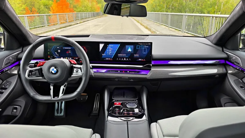 test-bmw-m5-touring-2025-21