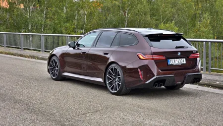 test-bmw-m5-touring-2025-4