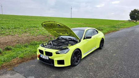 test-bmw-m2-coupe-s-manualni-prevodovkou-2025-28