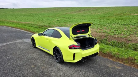 test-bmw-m2-coupe-s-manualni-prevodovkou-2025-32