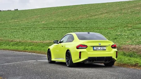 test-bmw-m2-coupe-s-manualni-prevodovkou-2025-9