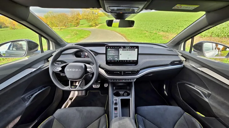 test-skoda-elroq-rs-elektromobil-2025-16