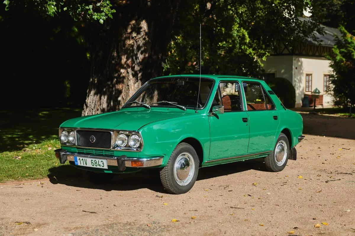 2-skoda_120_gls-1