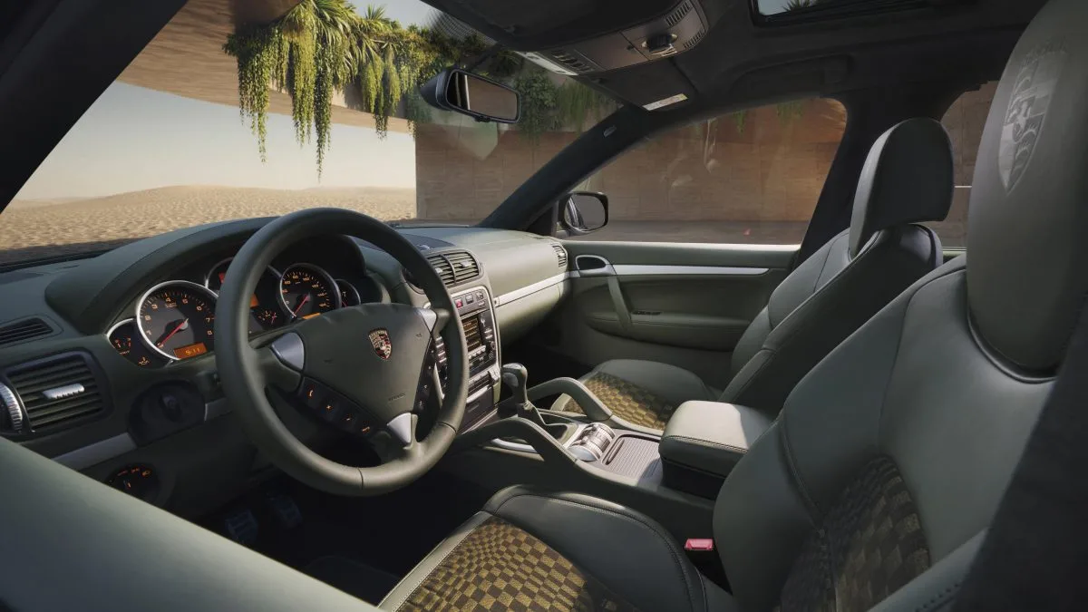 2025-porsche-cayenne-gts-porsche-sonderwunsch-13