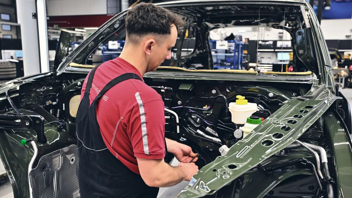 2025-porsche-cayenne-gts-porsche-sonderwunsch-3