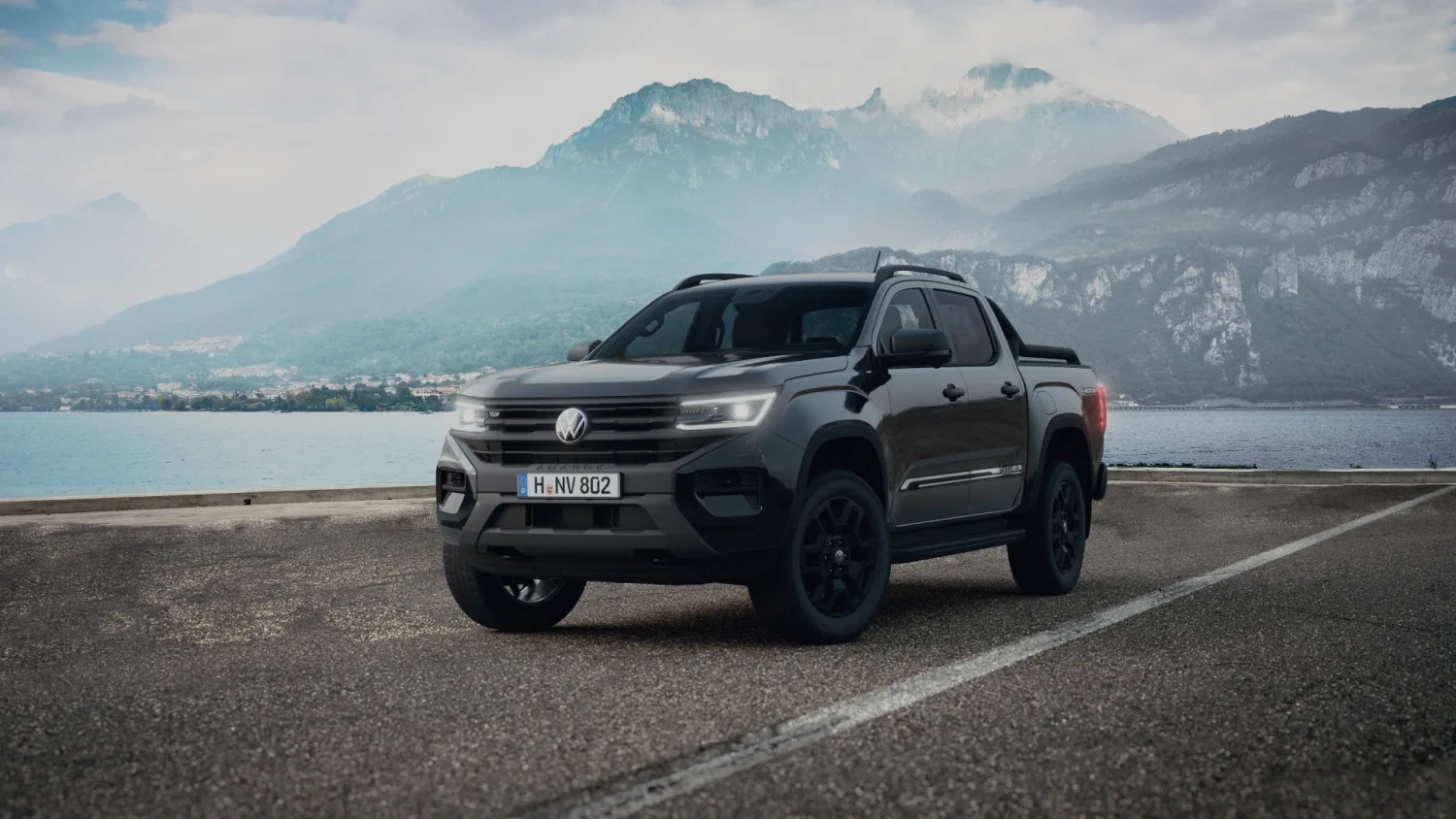 2025-volkswagen-amarok-dark-label