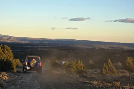 2025-ford-bronco-masia-pelarda-off-road-spanelsko-10