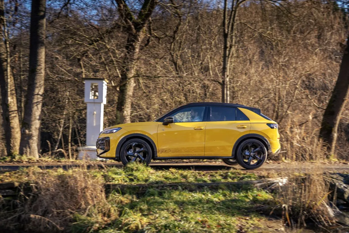 2025-volkswaghen-t-roc-3