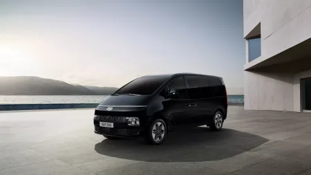2026-facelift-hyundai_staria-3