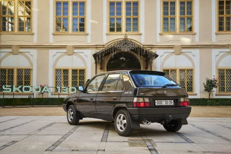 7-skoda_favorit-2