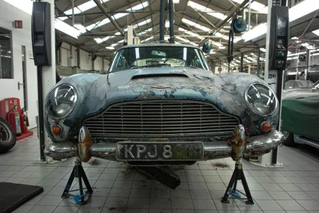 aston-martin-db5-vantage-puvodni-stav-1
