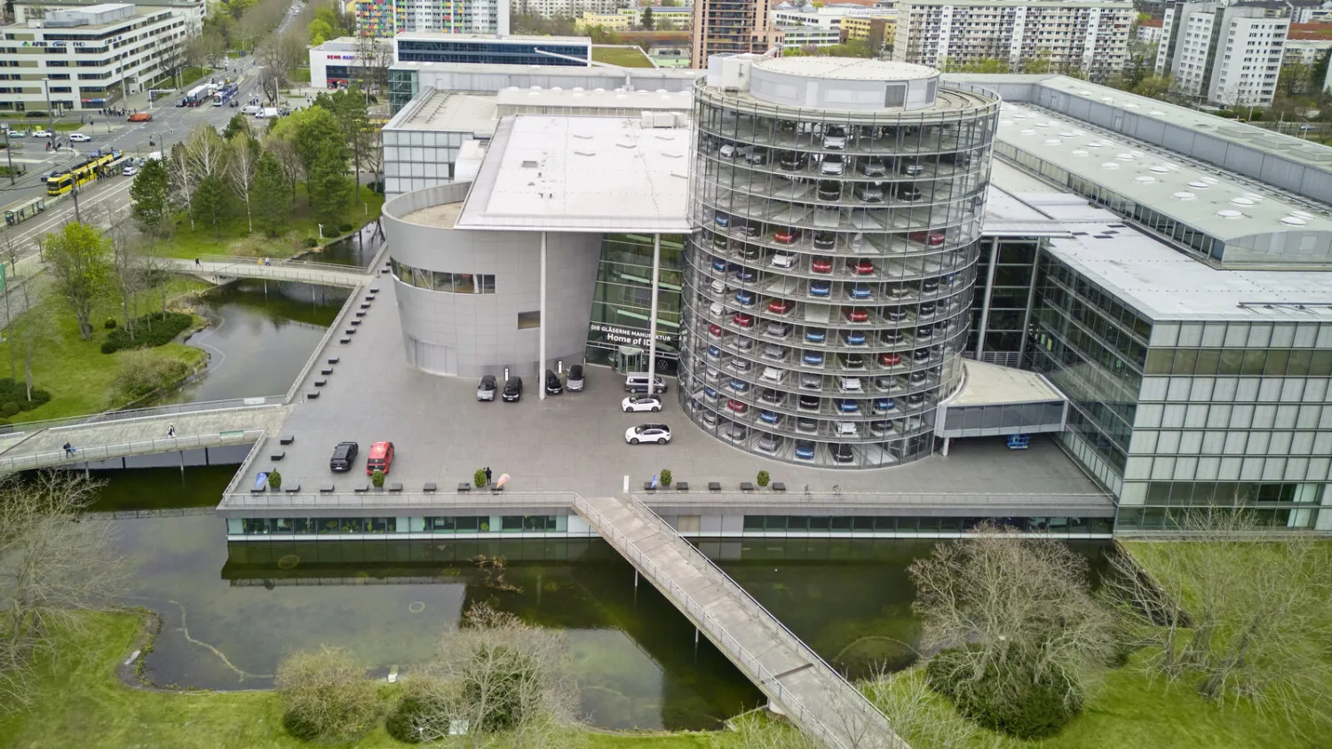 sklenena-manufaktura-volkswagen